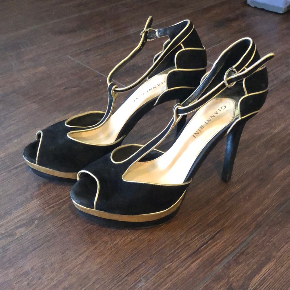Gianni Bini black and gold stilettos